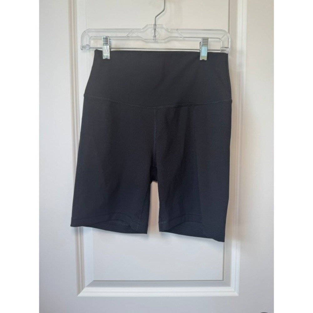Yogalicious Lux Womens Black High Waisted Biker Shorts Size Medium Athleisure